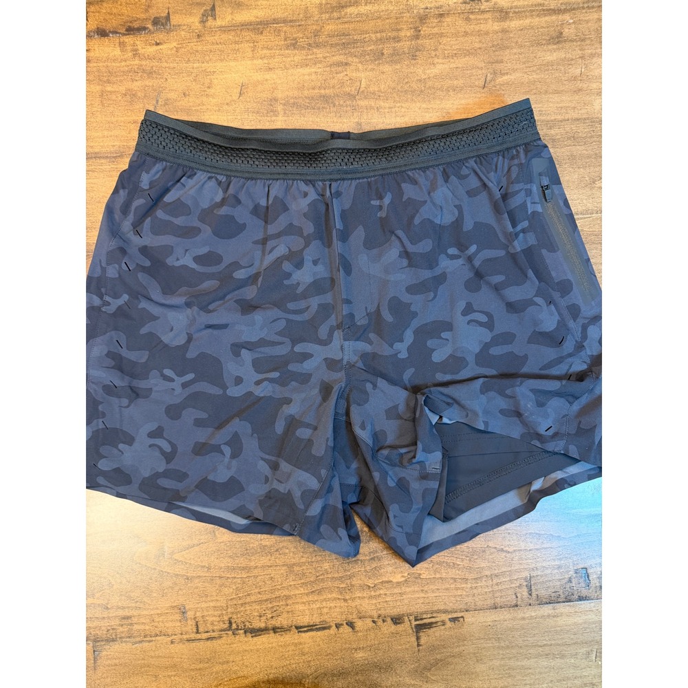 Ten Thousand Mens Session Short 5in Lined Black Camo Size Large NWT